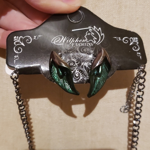 *LAST CHANCE* Statement necklace with earrings - Picture 3 of 3